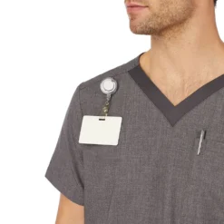 Men's Cuddl Duds® Scrubs Classic V-Neck Top With Pockets -fashion 4509824 ALT4